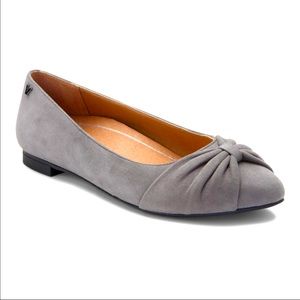 VIONIC Gramercy Suede Pointy Toe Ballet Flats Gray